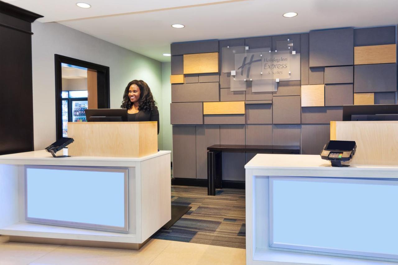 Holiday Inn Express Hotel & Suites Warminster-Horsham By Ihg Exterior foto