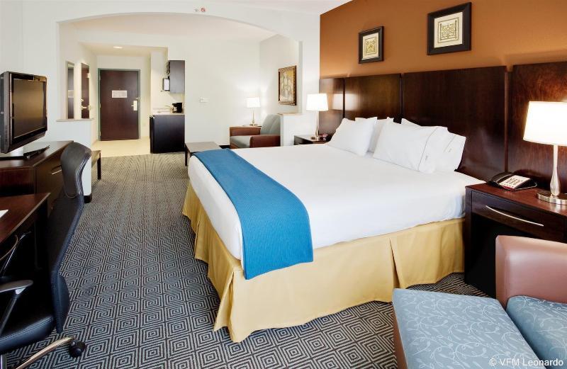 Holiday Inn Express Hotel & Suites Warminster-Horsham By Ihg Exterior foto